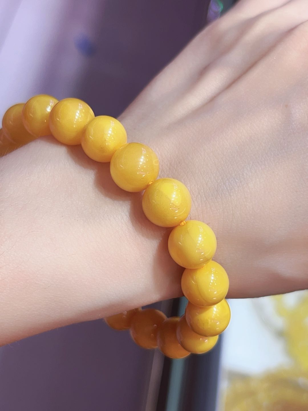 Beeswax Amber
