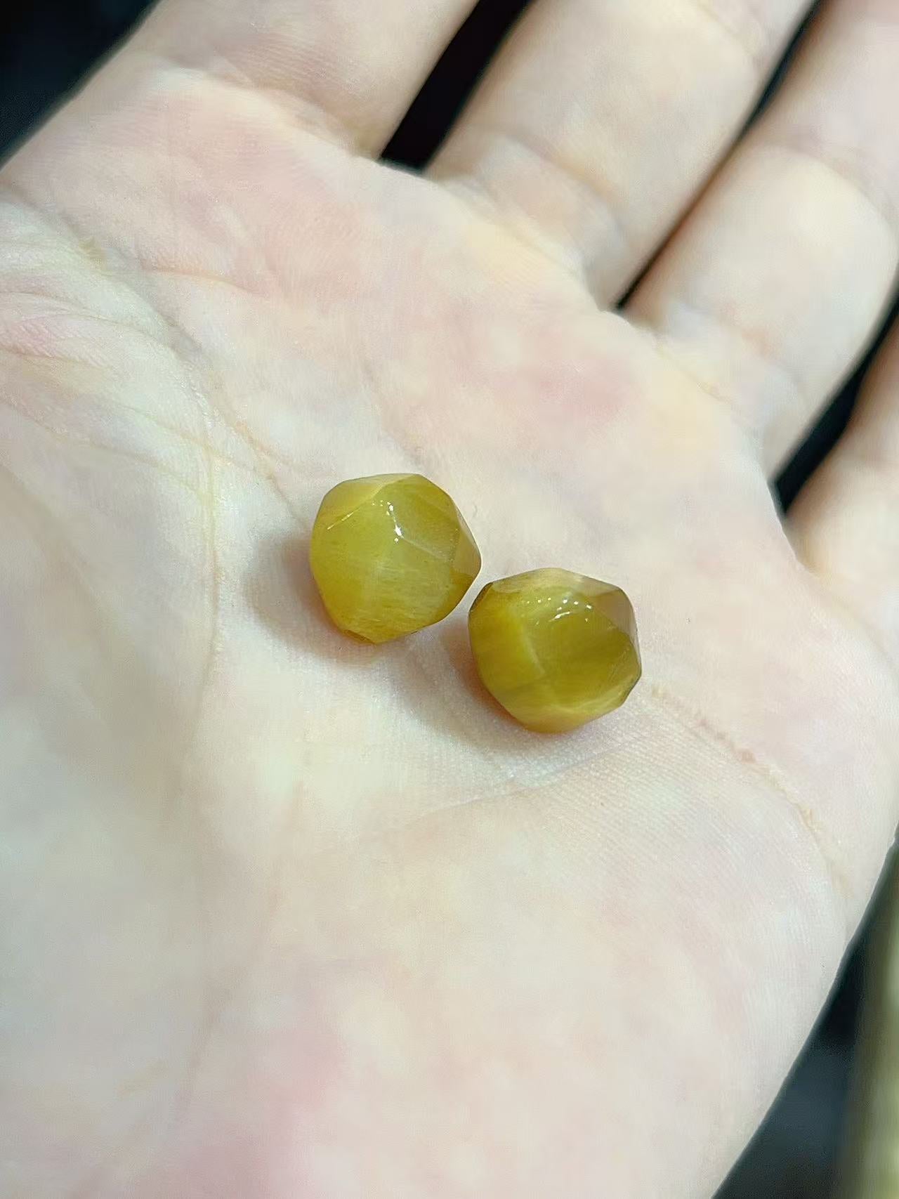 Golden Tiger Eye Freeform
